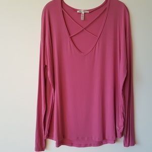 PINK💮super soft long-sleeve tee💮BNWOT💮sz S